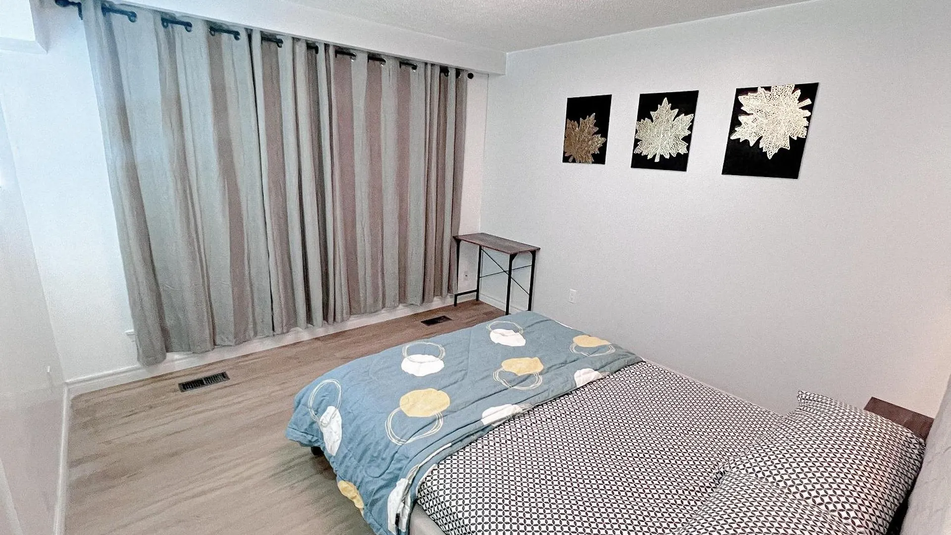 D9 Room Near Airport Brampton Holiday home